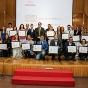 Representantes de Fundación Esfera y entidades colaboradoras durante los I Premios Empresas Solidarias por la Inclusión.